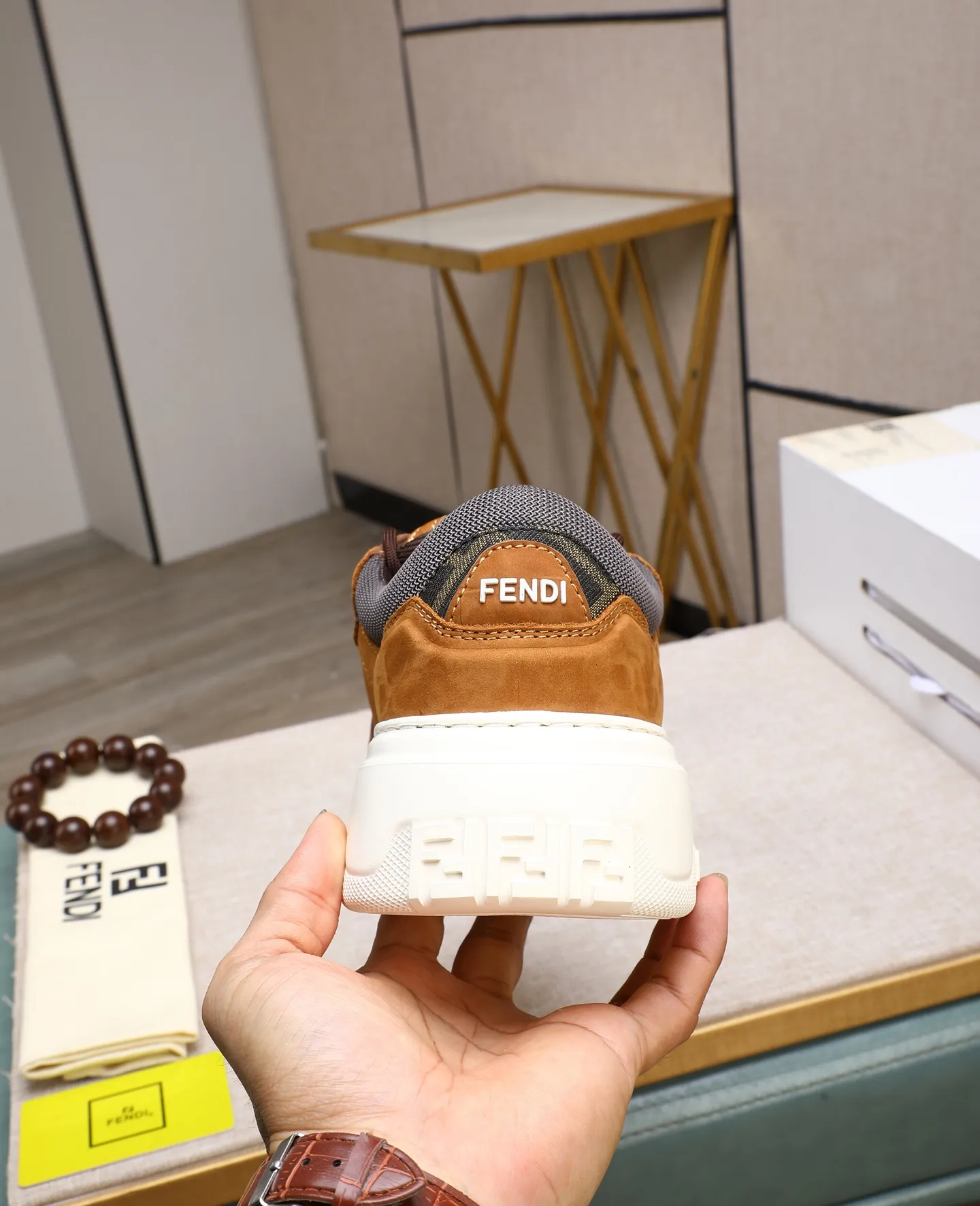 Men's shoes 💰820 [FENDI] Fendi - High-end quality original casual sports shoes - Upper: Nappa calfskin, pebbled calfskin, tongue and heel; injection molded brand logo plastic module - Lining: brand canvas - Outsole: ultra-light TPR foam·rubber; molded outsole -Super high quality control·Fine workmanship: highlighted (high-end·luxury·grade) -Size :39-44 (38, 45, can be customized)